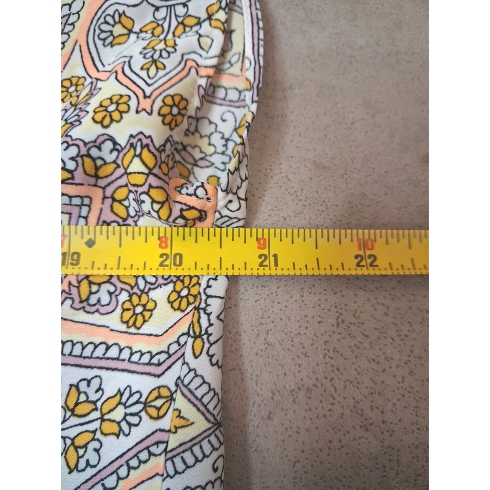 Lauren Conrad Geometric Shirt Womens Size Medium - Picture 7 of 8